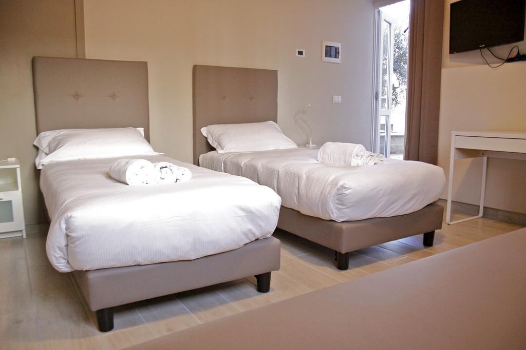 B&B Leonardo Rho Room photo