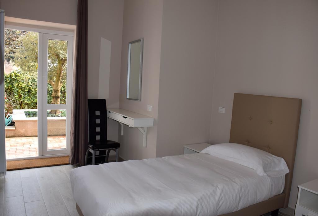 B&B Leonardo Rho Room photo